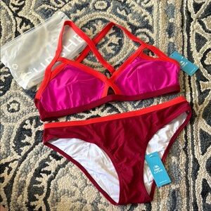 NWT Cupshe Fuchsia and Burgundy Bikini Set